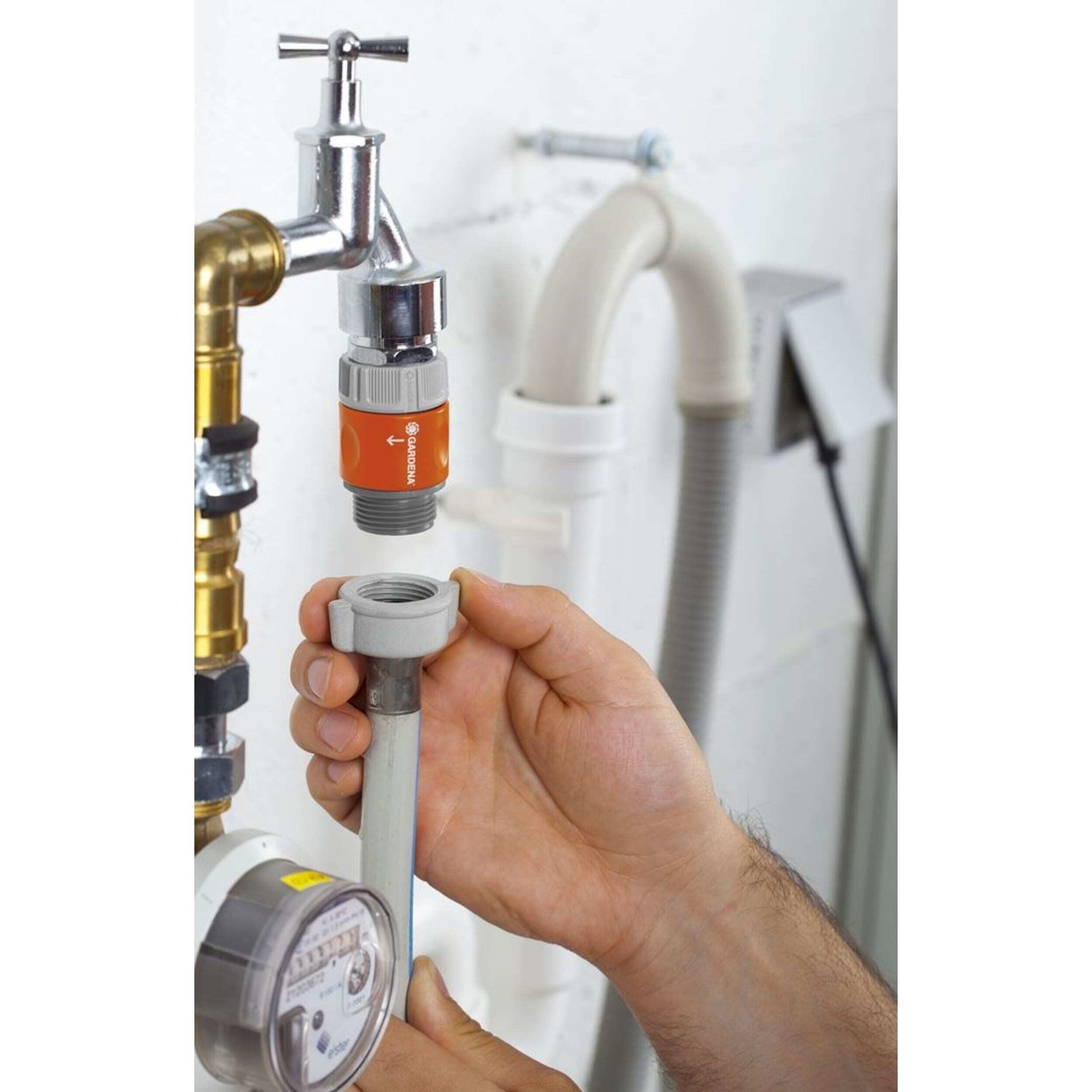 Persoon, Sanitair, Wastafel, Spoelbakkraan